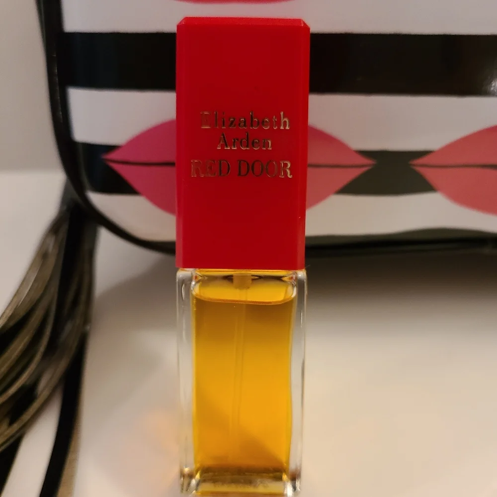 Macy's Bag+Red Door.33oz Elizabeth Arden